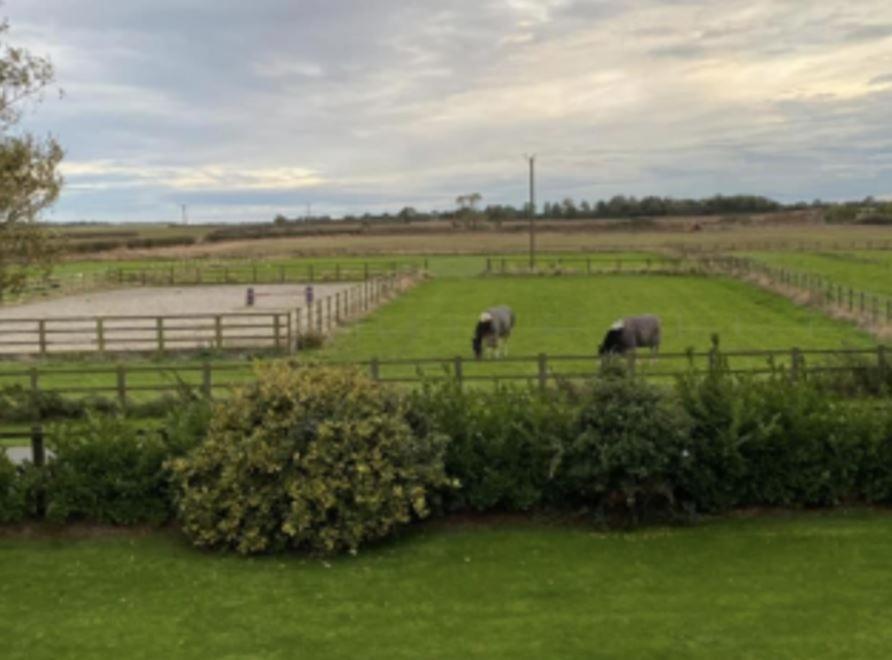 Southview Farm Villa Halsham Luaran gambar